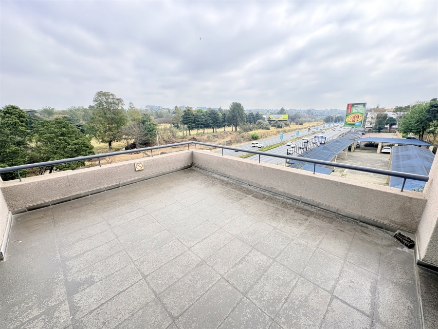 To Let Commercial Property for Rent in Houghton Estate Gauteng