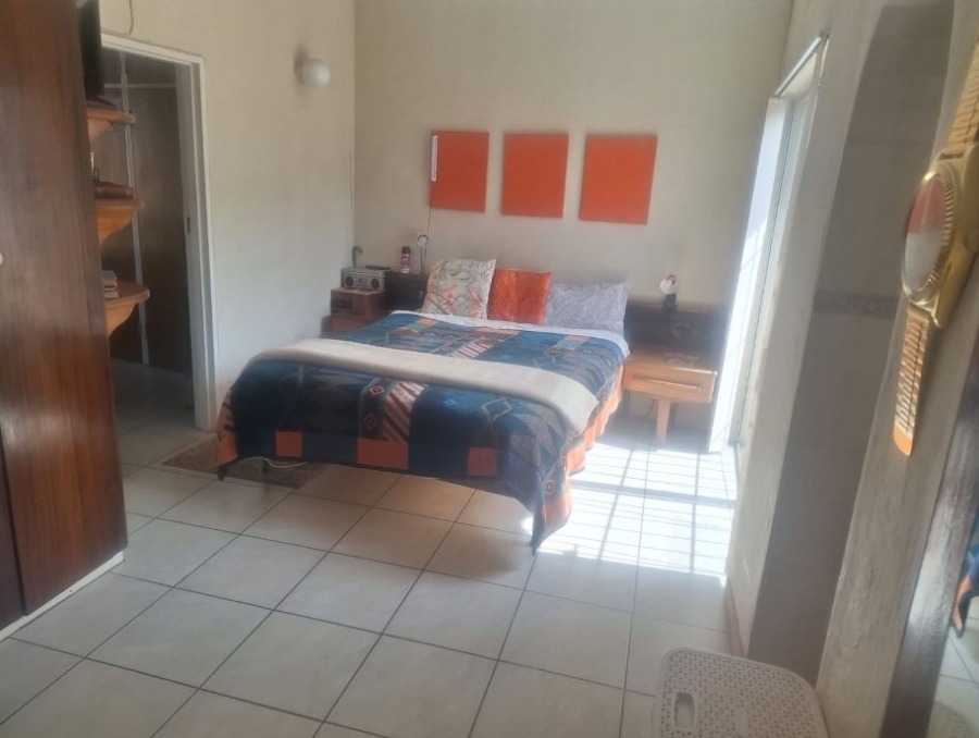 3 Bedroom Property for Sale in Westonaria Gauteng