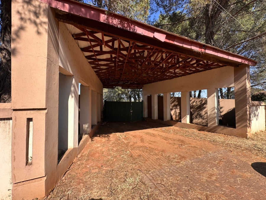 0 Bedroom Property for Sale in Raslouw A H Gauteng