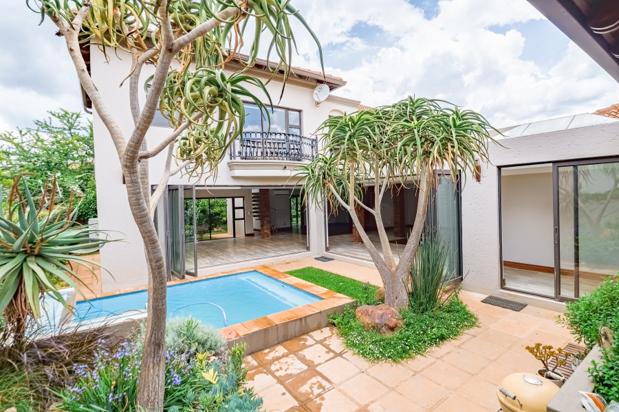 To Let 3 Bedroom Property for Rent in Silverwoods Country Estate Gauteng