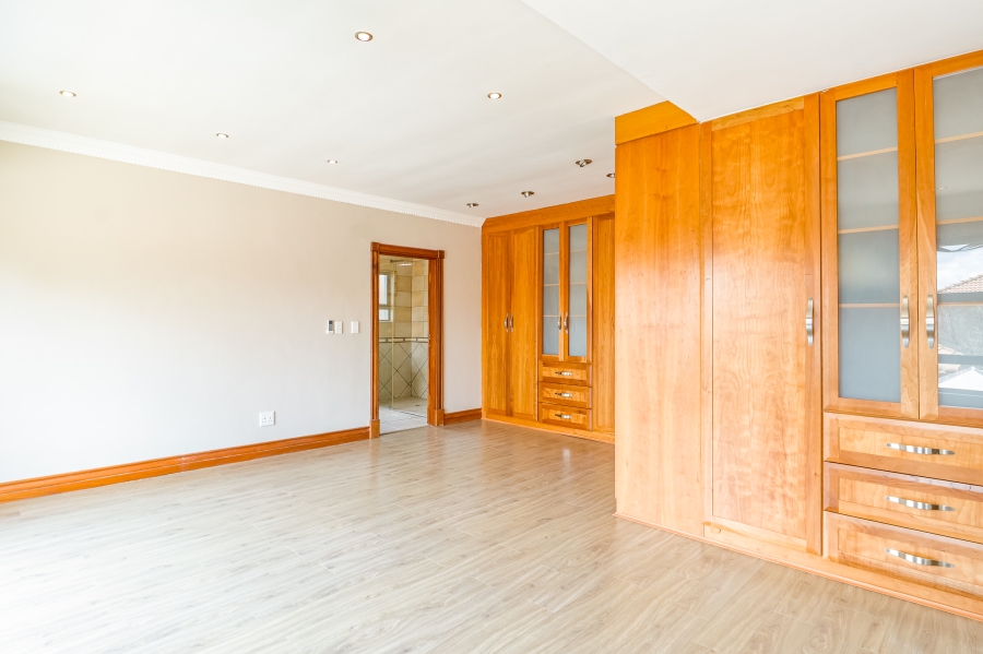 To Let 3 Bedroom Property for Rent in Silverwoods Country Estate Gauteng