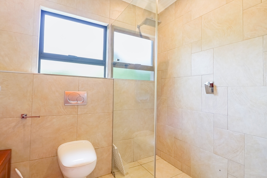 To Let 3 Bedroom Property for Rent in Silverwoods Country Estate Gauteng