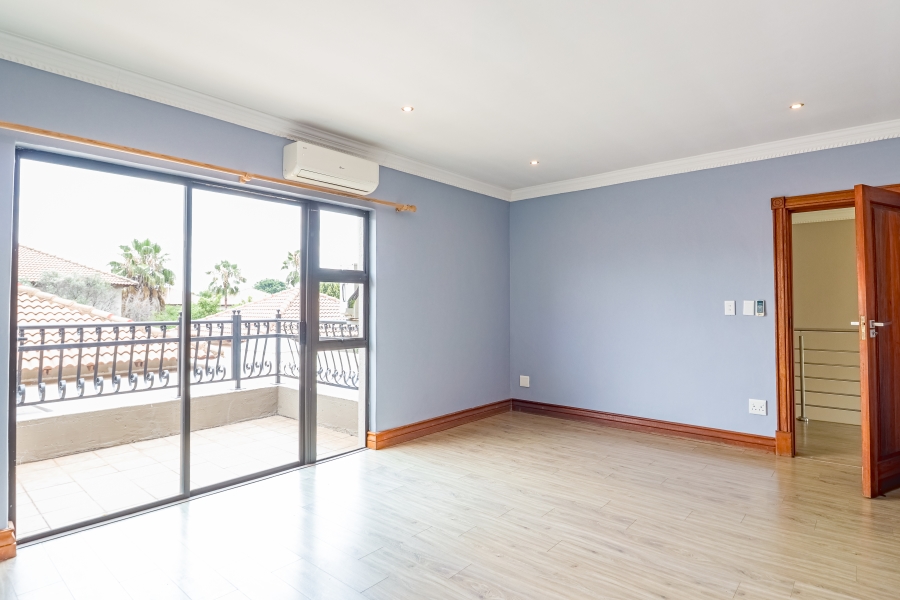 To Let 3 Bedroom Property for Rent in Silverwoods Country Estate Gauteng