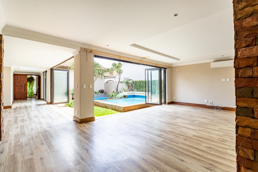 To Let 3 Bedroom Property for Rent in Silverwoods Country Estate Gauteng