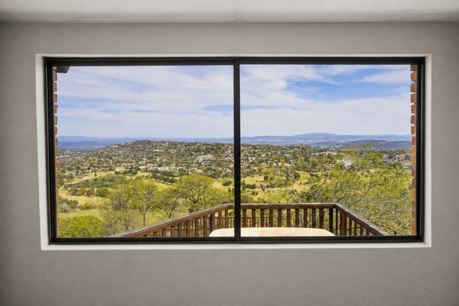 4 Bedroom Property for Sale in Bassonia Gauteng