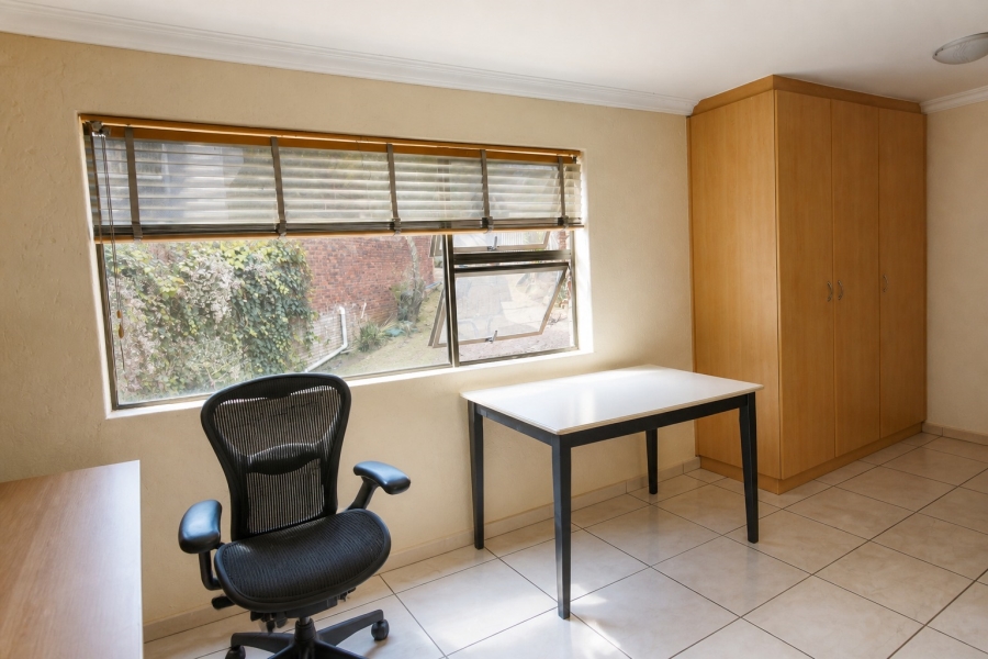 4 Bedroom Property for Sale in Bassonia Gauteng