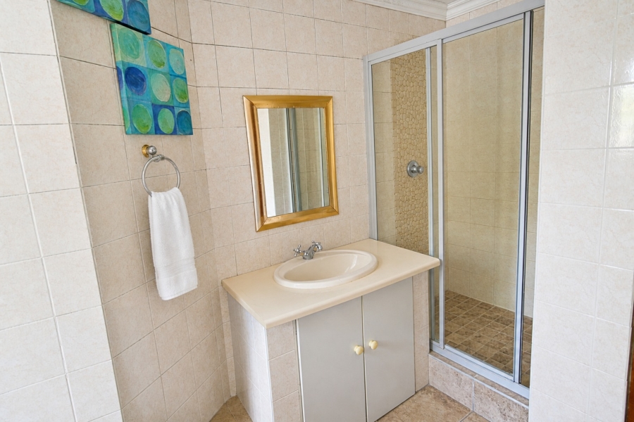 4 Bedroom Property for Sale in Bassonia Gauteng