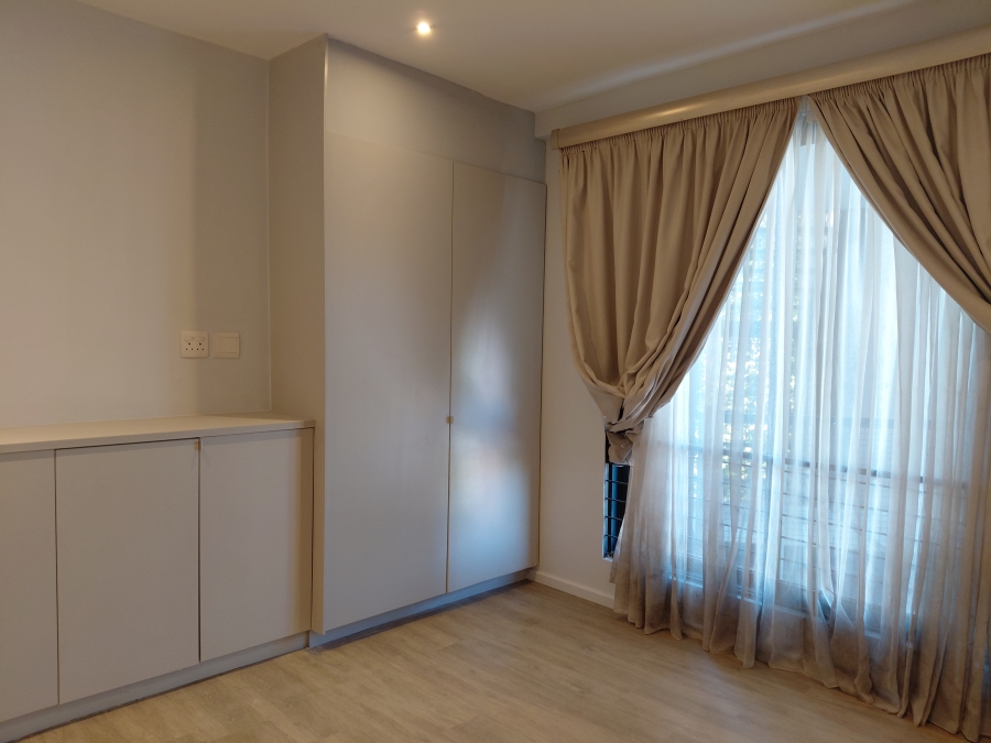 3 Bedroom Property for Sale in Rosebank Gauteng