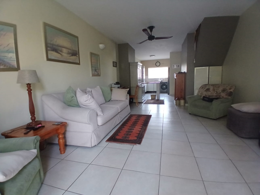 To Let 3 Bedroom Property for Rent in Lambton Gauteng