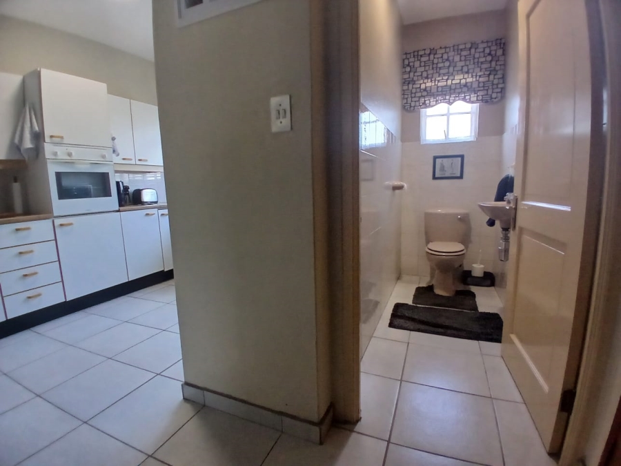 To Let 3 Bedroom Property for Rent in Lambton Gauteng