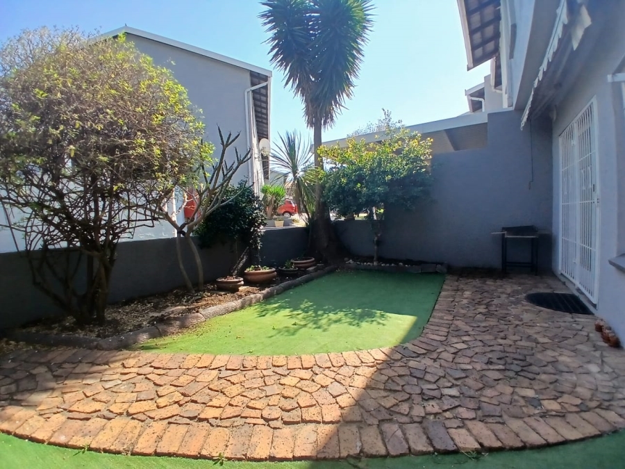 To Let 3 Bedroom Property for Rent in Lambton Gauteng