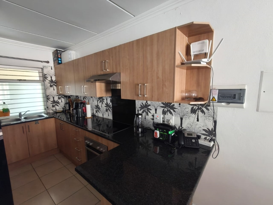 2 Bedroom Property for Sale in Northcliff Gauteng