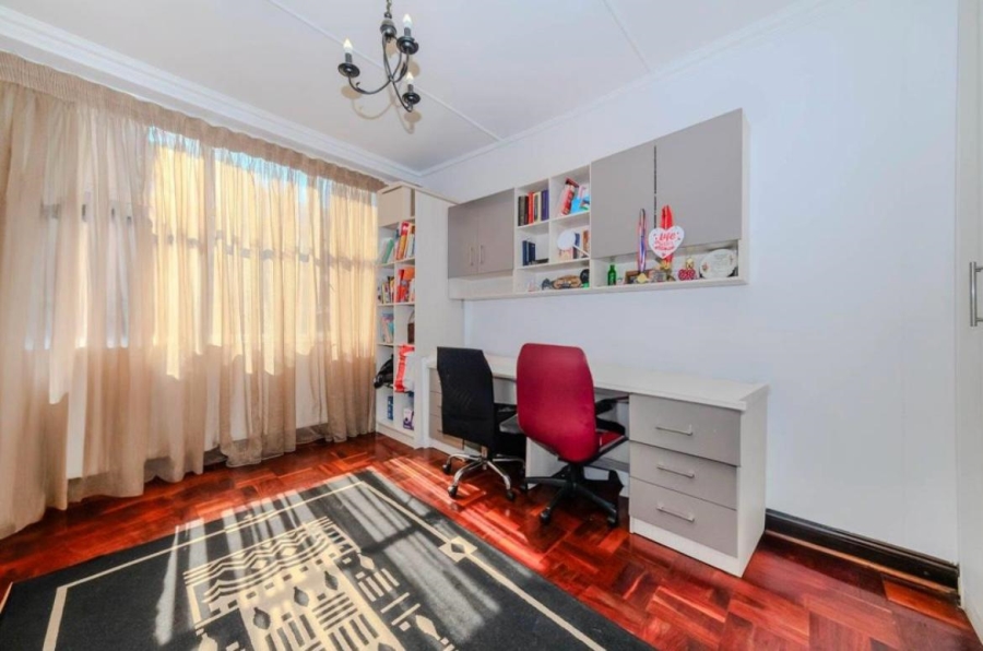 2 Bedroom Property for Sale in Killarney Gauteng