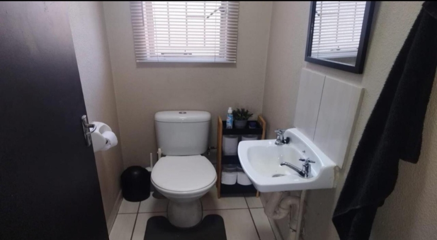 3 Bedroom Property for Sale in Birchleigh North Gauteng