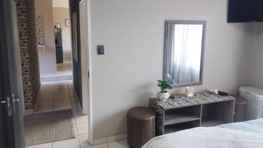 3 Bedroom Property for Sale in Birchleigh North Gauteng