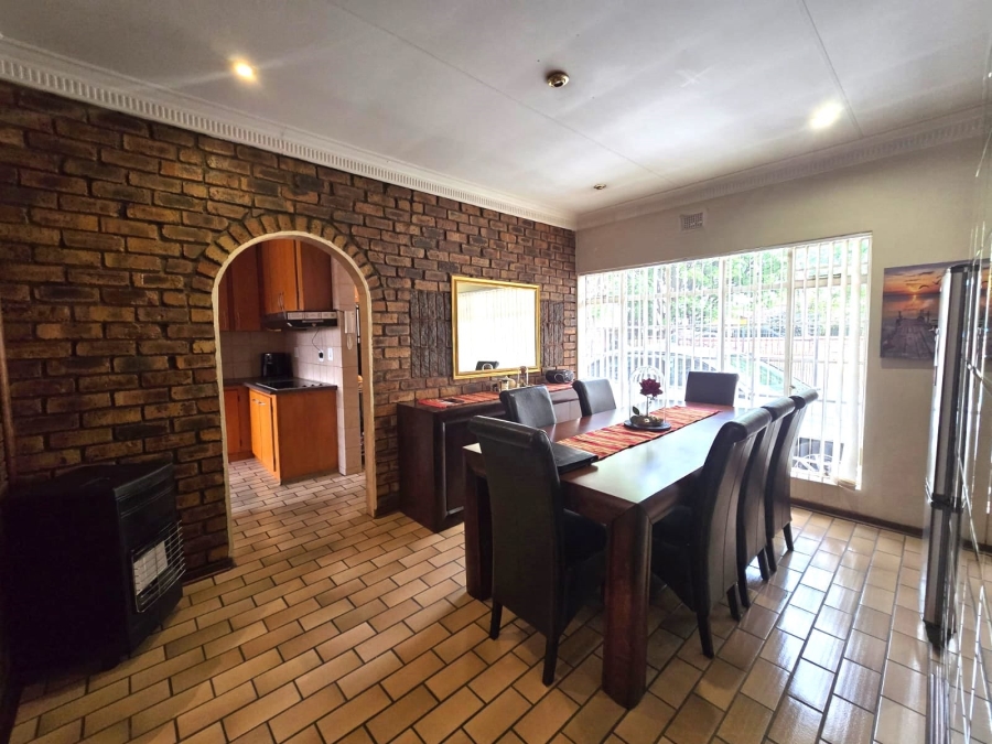 4 Bedroom Property for Sale in Dersley Gauteng