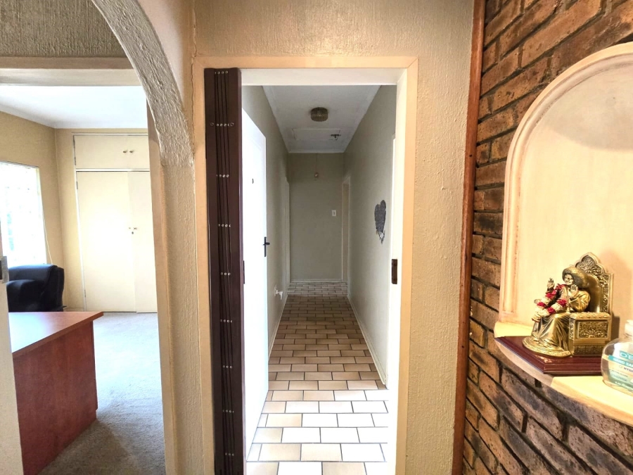 4 Bedroom Property for Sale in Dersley Gauteng