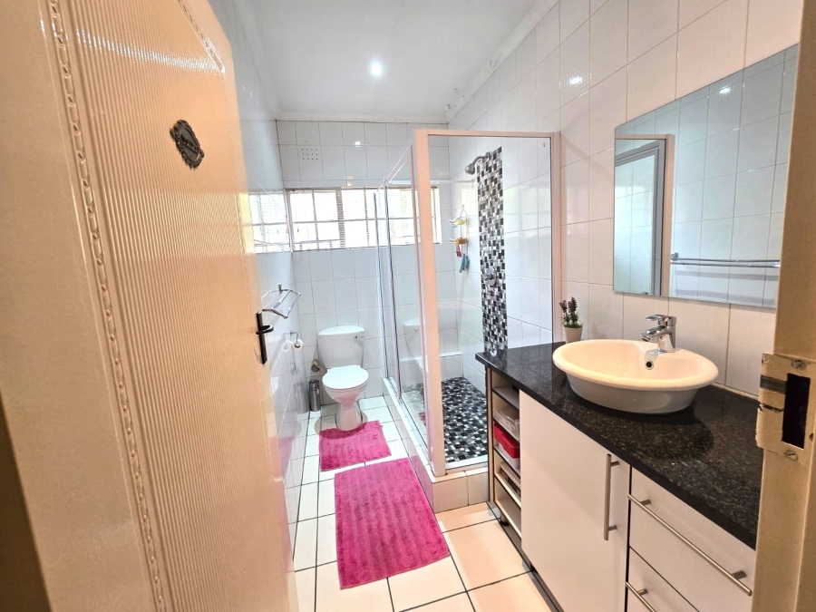 4 Bedroom Property for Sale in Dersley Gauteng