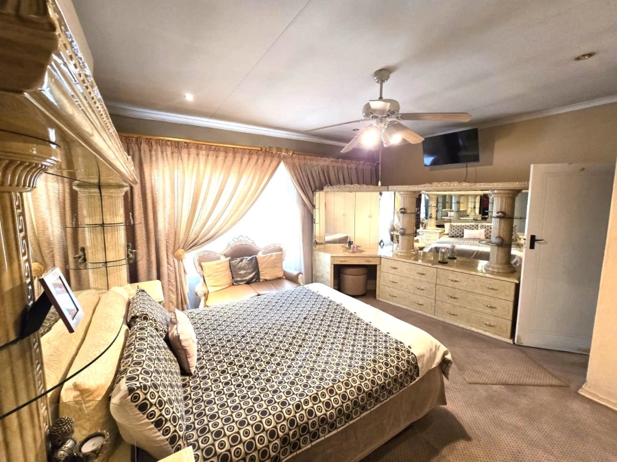 4 Bedroom Property for Sale in Dersley Gauteng
