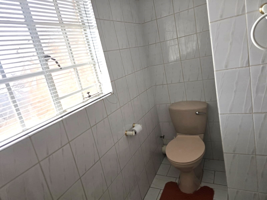 4 Bedroom Property for Sale in Dersley Gauteng