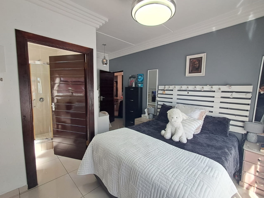 3 Bedroom Property for Sale in Eveleigh Gauteng
