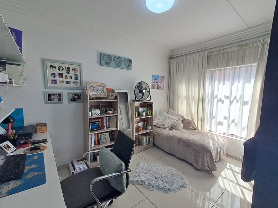 3 Bedroom Property for Sale in Eveleigh Gauteng