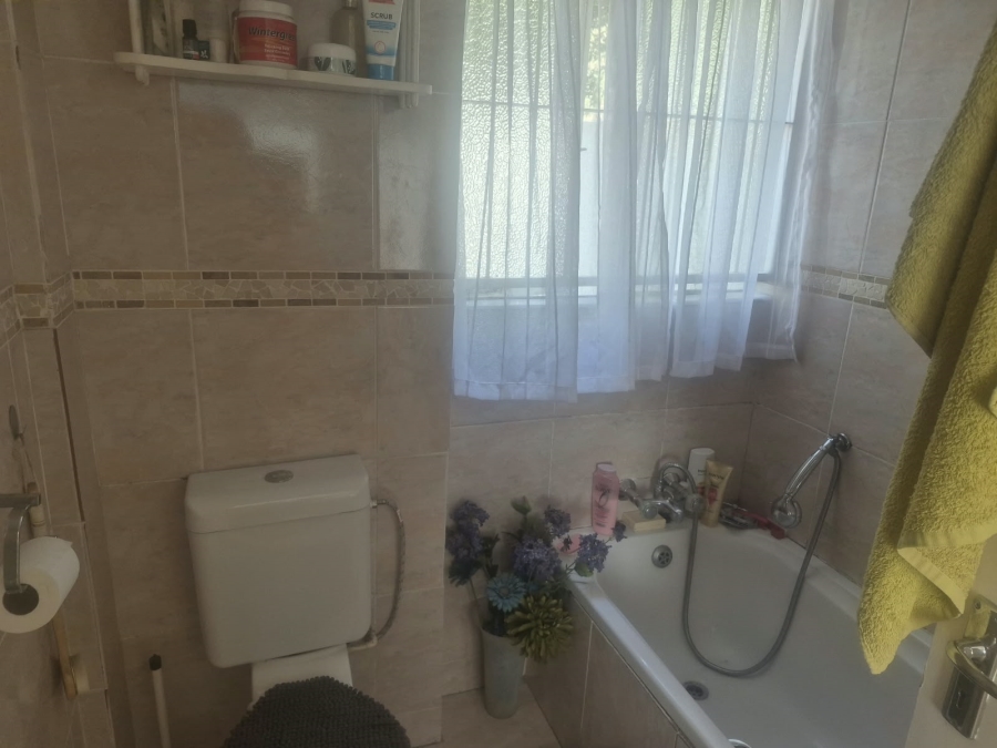 3 Bedroom Property for Sale in Eden Glen Gauteng