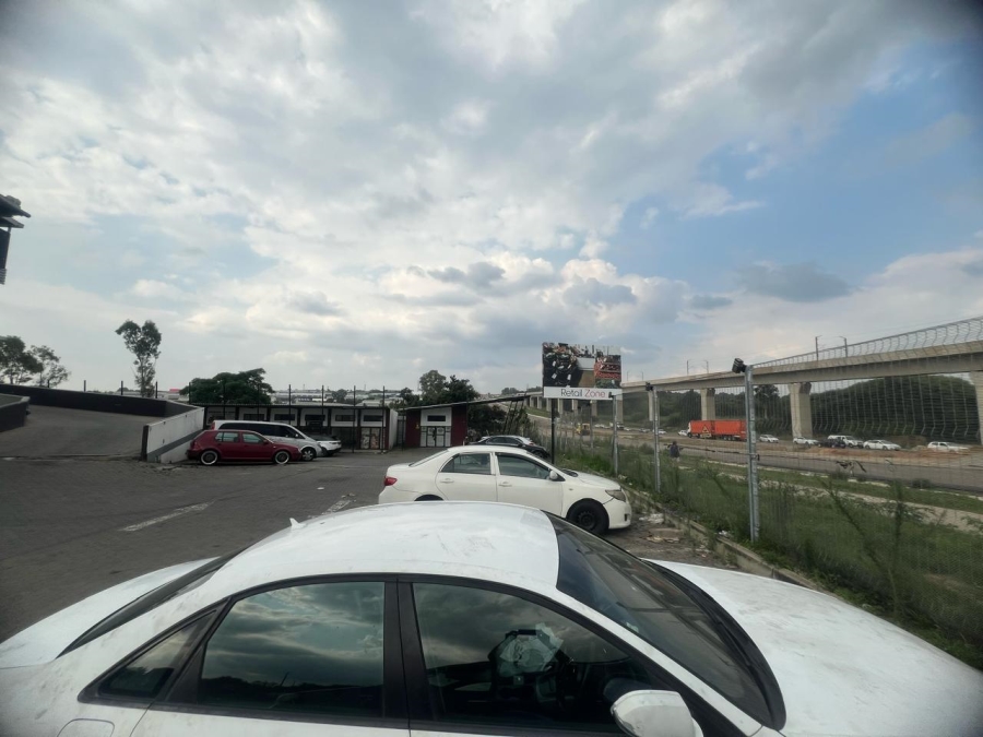 Commercial Property for Sale in Corporate Park Gauteng