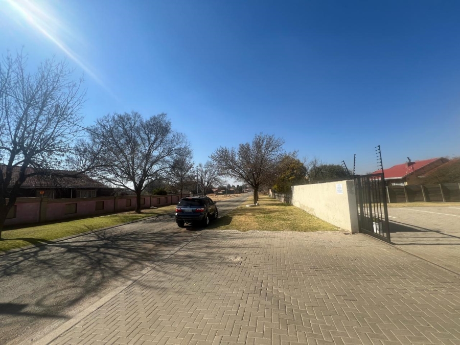 36 Bedroom Property for Sale in Dunnottar Gauteng