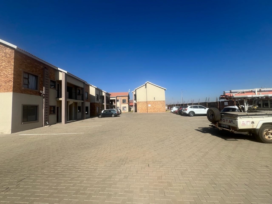36 Bedroom Property for Sale in Dunnottar Gauteng