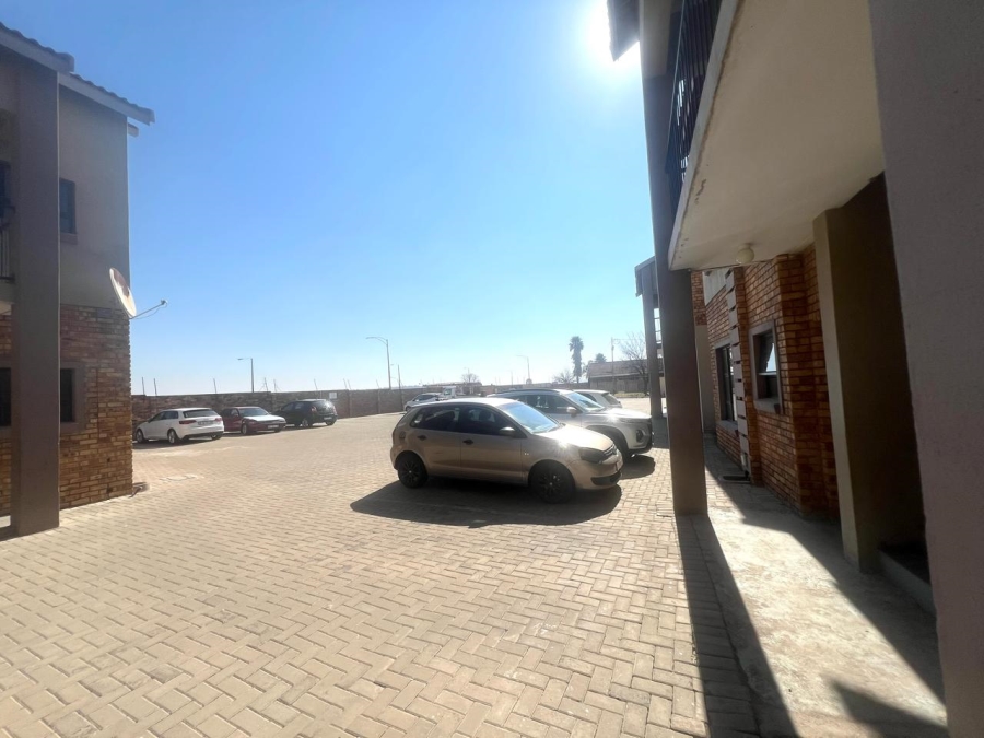 36 Bedroom Property for Sale in Dunnottar Gauteng