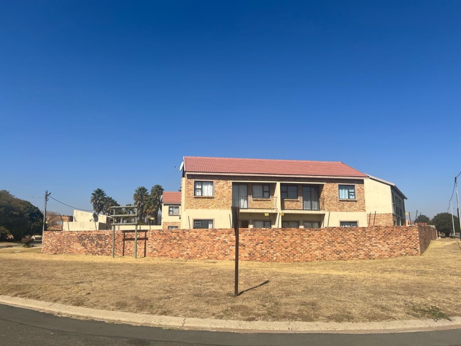 36 Bedroom Property for Sale in Dunnottar Gauteng