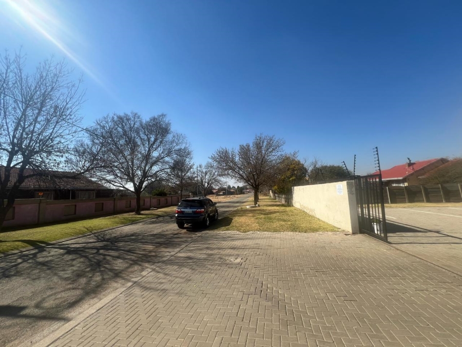 36 Bedroom Property for Sale in Dunnottar Gauteng