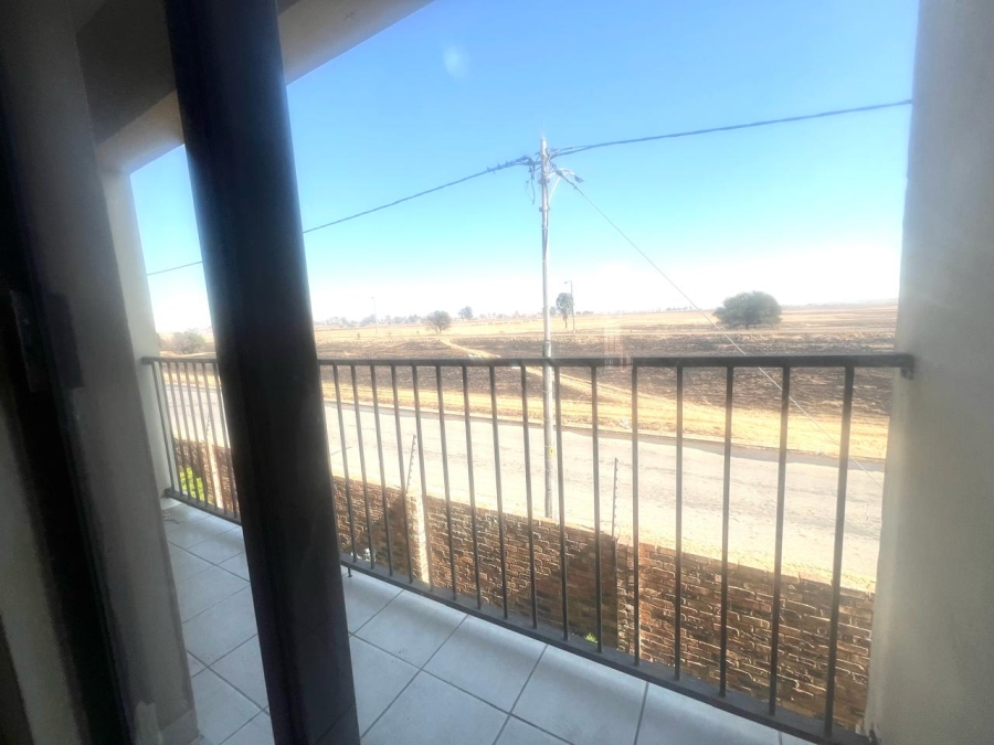 32 Bedroom Property for Sale in Dunnottar Gauteng