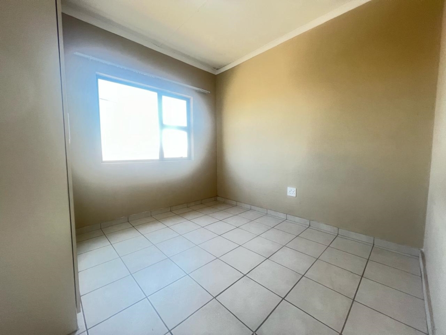 32 Bedroom Property for Sale in Dunnottar Gauteng