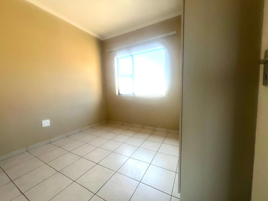 32 Bedroom Property for Sale in Dunnottar Gauteng