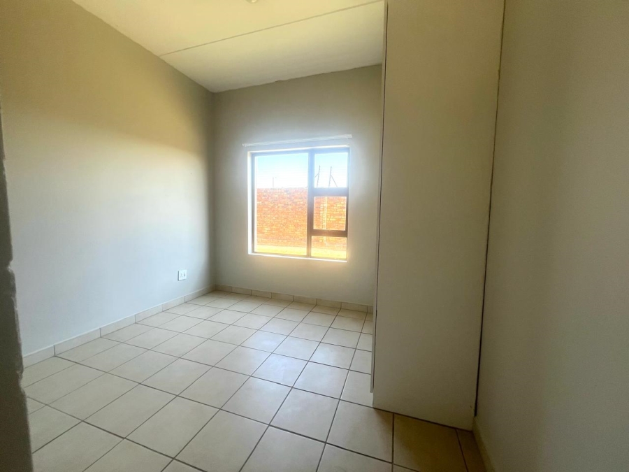 32 Bedroom Property for Sale in Dunnottar Gauteng