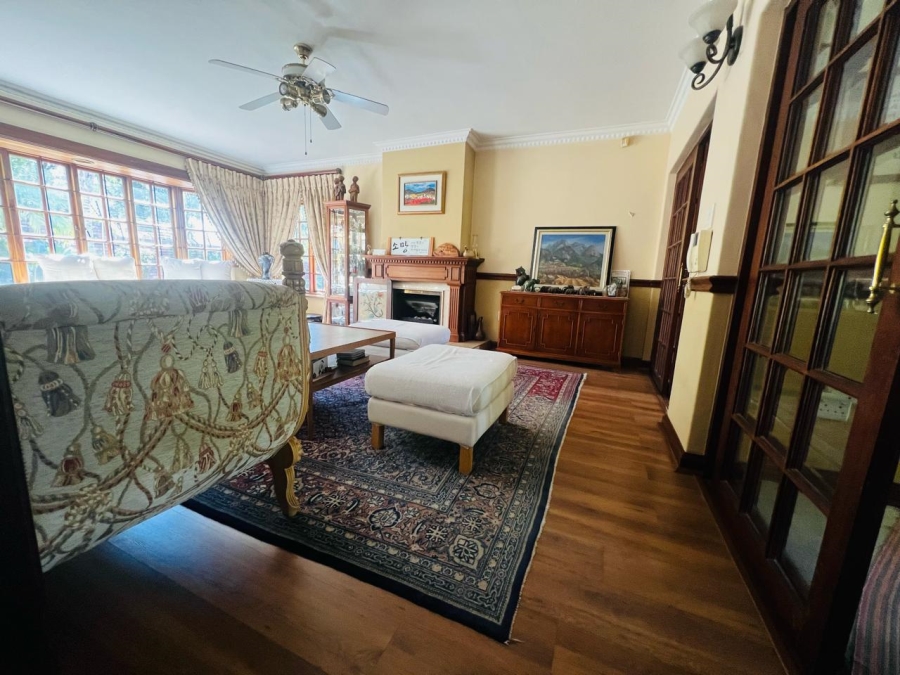 4 Bedroom Property for Sale in Lonehill Gauteng