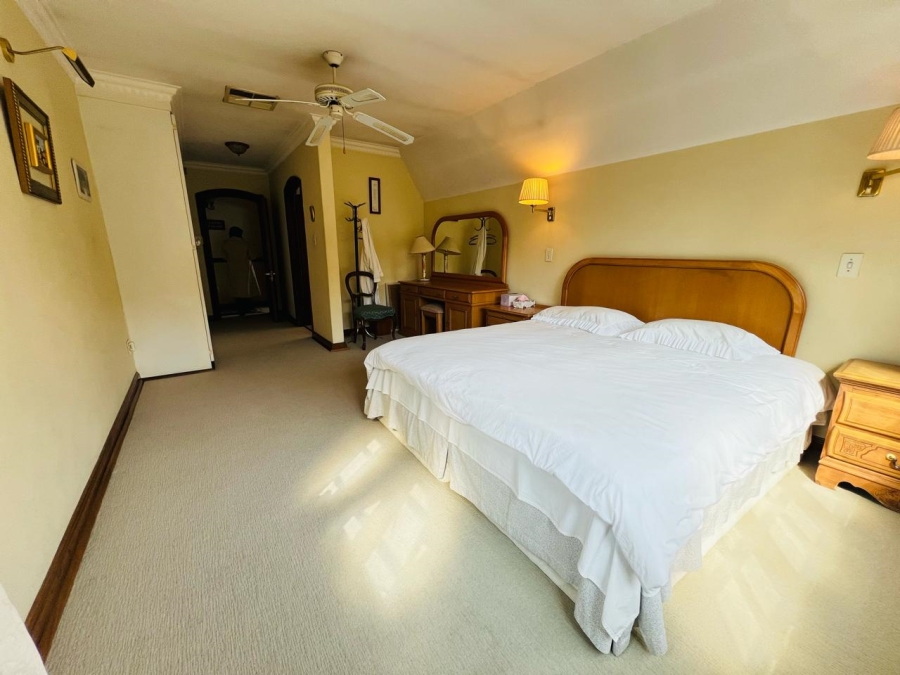 4 Bedroom Property for Sale in Lonehill Gauteng