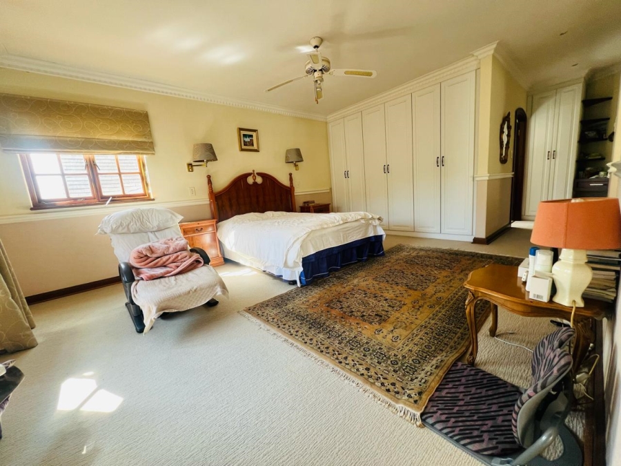 4 Bedroom Property for Sale in Lonehill Gauteng