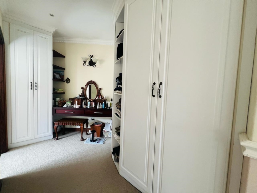 4 Bedroom Property for Sale in Lonehill Gauteng