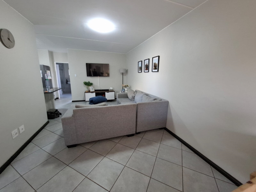 To Let 2 Bedroom Property for Rent in Norton Home Estate AH Gauteng