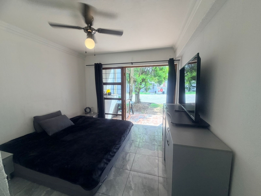 2 Bedroom Property for Sale in Lakefield Gauteng