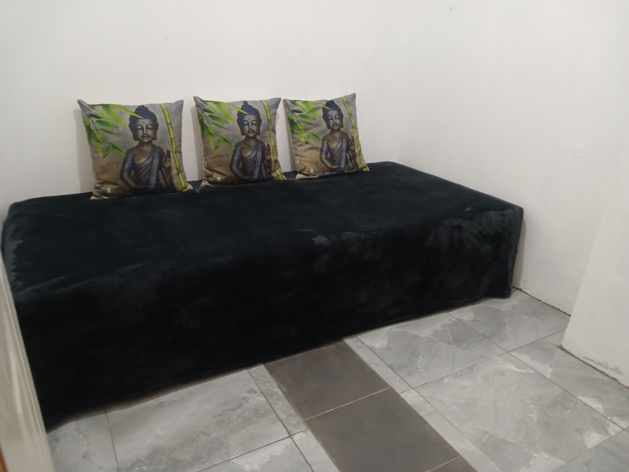 2 Bedroom Property for Sale in Lakefield Gauteng