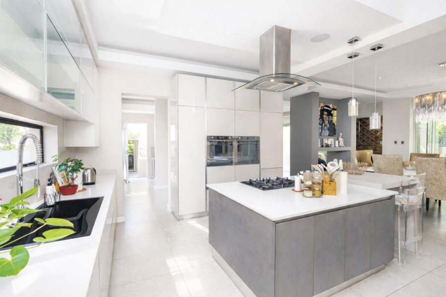 6 Bedroom Property for Sale in Waterfall Country Estate Gauteng
