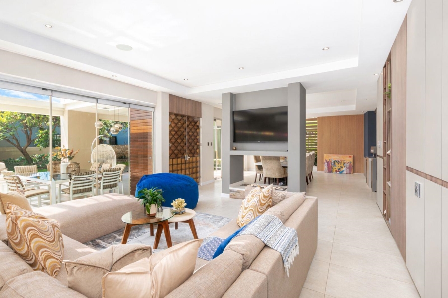 6 Bedroom Property for Sale in Waterfall Country Estate Gauteng