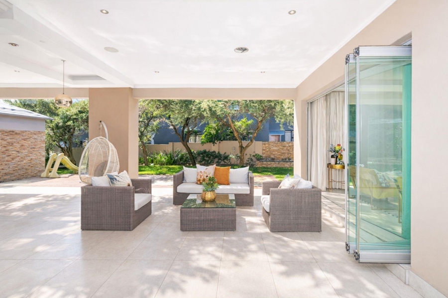 6 Bedroom Property for Sale in Waterfall Country Estate Gauteng