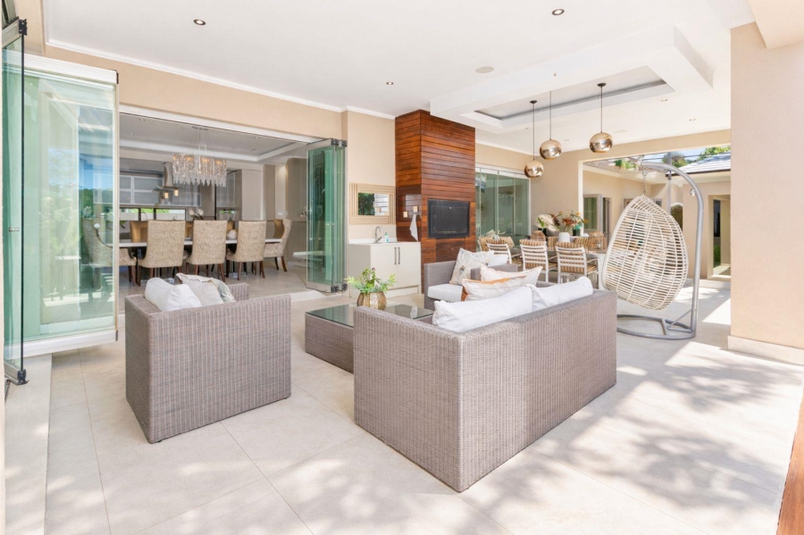 6 Bedroom Property for Sale in Waterfall Country Estate Gauteng