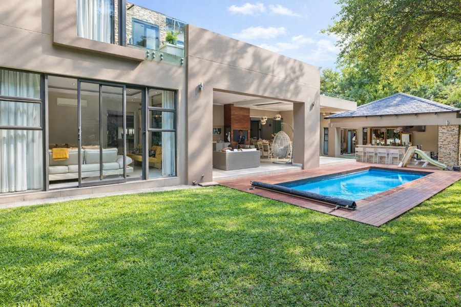 6 Bedroom Property for Sale in Waterfall Country Estate Gauteng