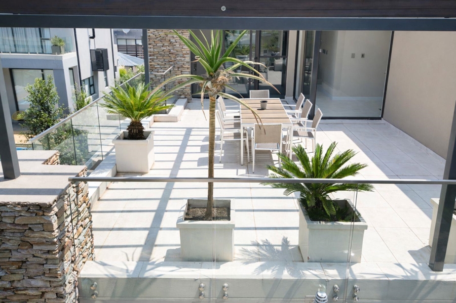 6 Bedroom Property for Sale in Waterfall Country Estate Gauteng